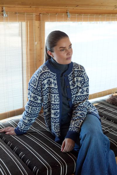 471 Hyttekofta til dame garnpakke